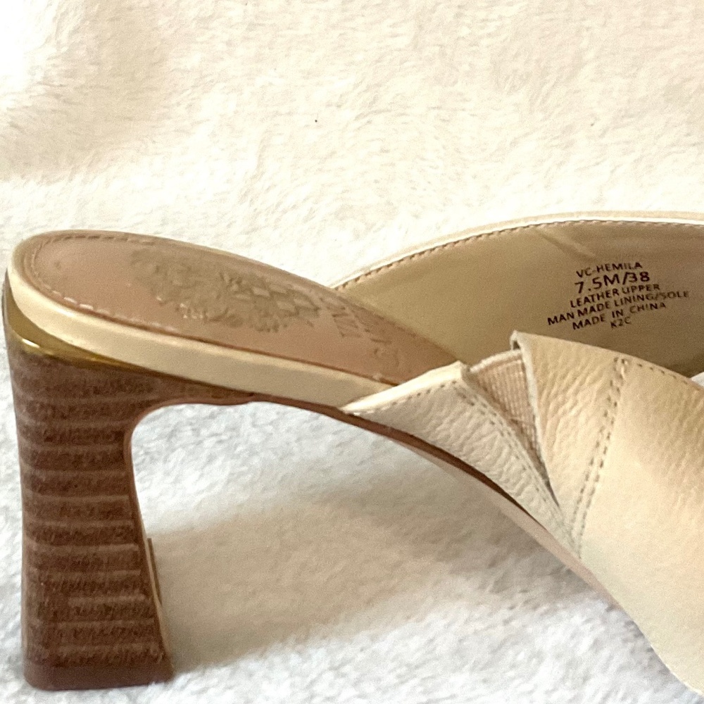 TAN VINCE CAMUTO HEMILA LEATHER CROSSOVER SLIP ON BLOCK HEEL SANDAL SZ  7.5M/38 - Picture 11 of 13
